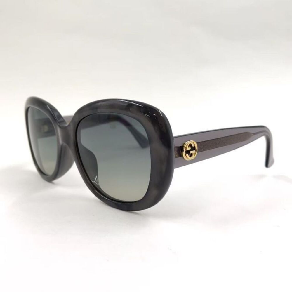 Gucci Interlocking Gg3830 Plastic Gray Sunglasses… - image 2